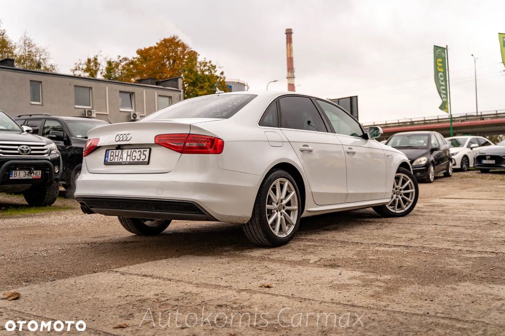 Audi A4 Limousine - 8