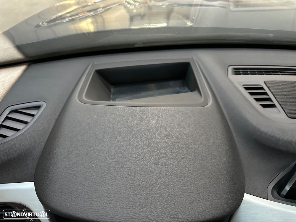 BMW X1 18 d sDrive Auto xLine - 16