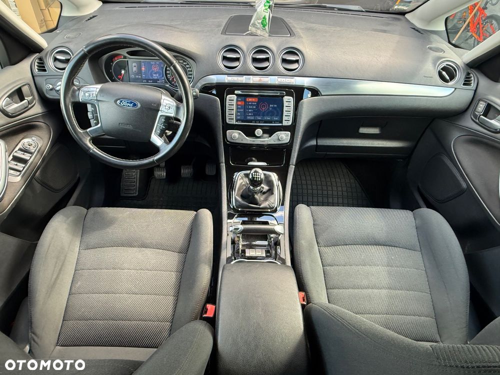 Ford S-Max 2.0 TDCi DPF Titanium X - 13