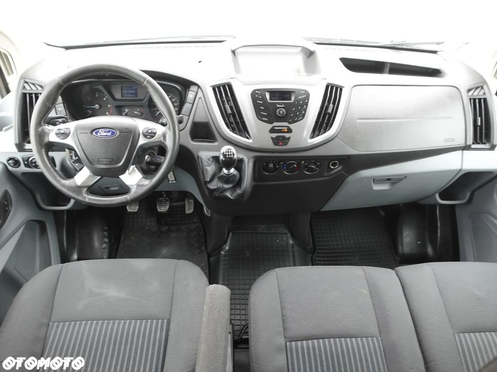 Ford Transit - 21