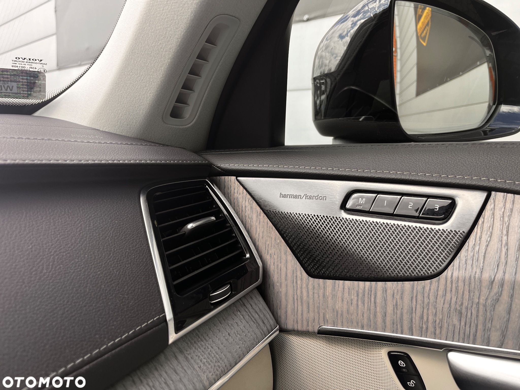 Volvo XC 90 - 33
