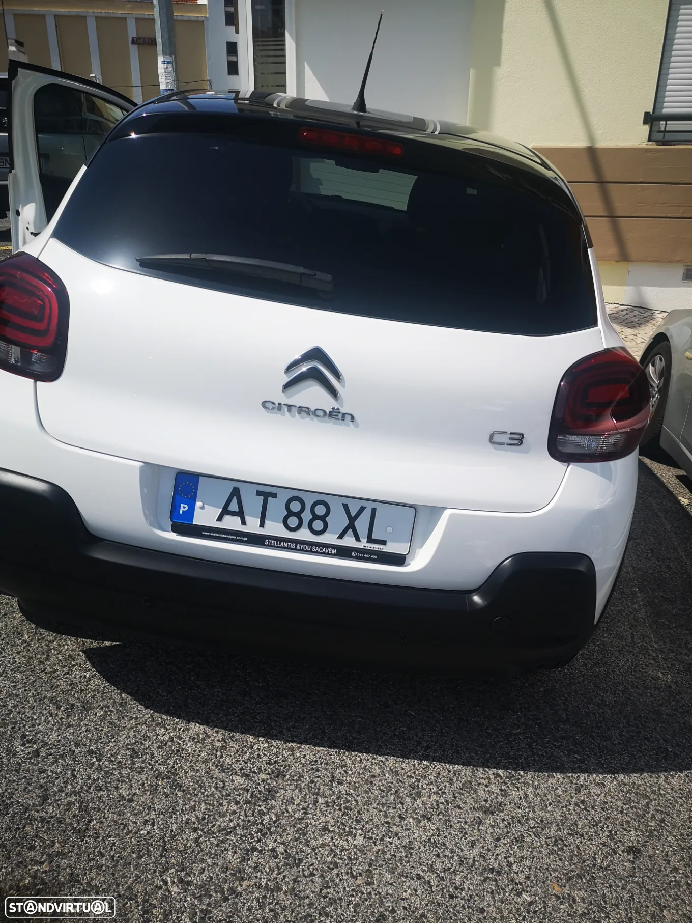 Citroën C3 1.2 PureTech C-Series - 2