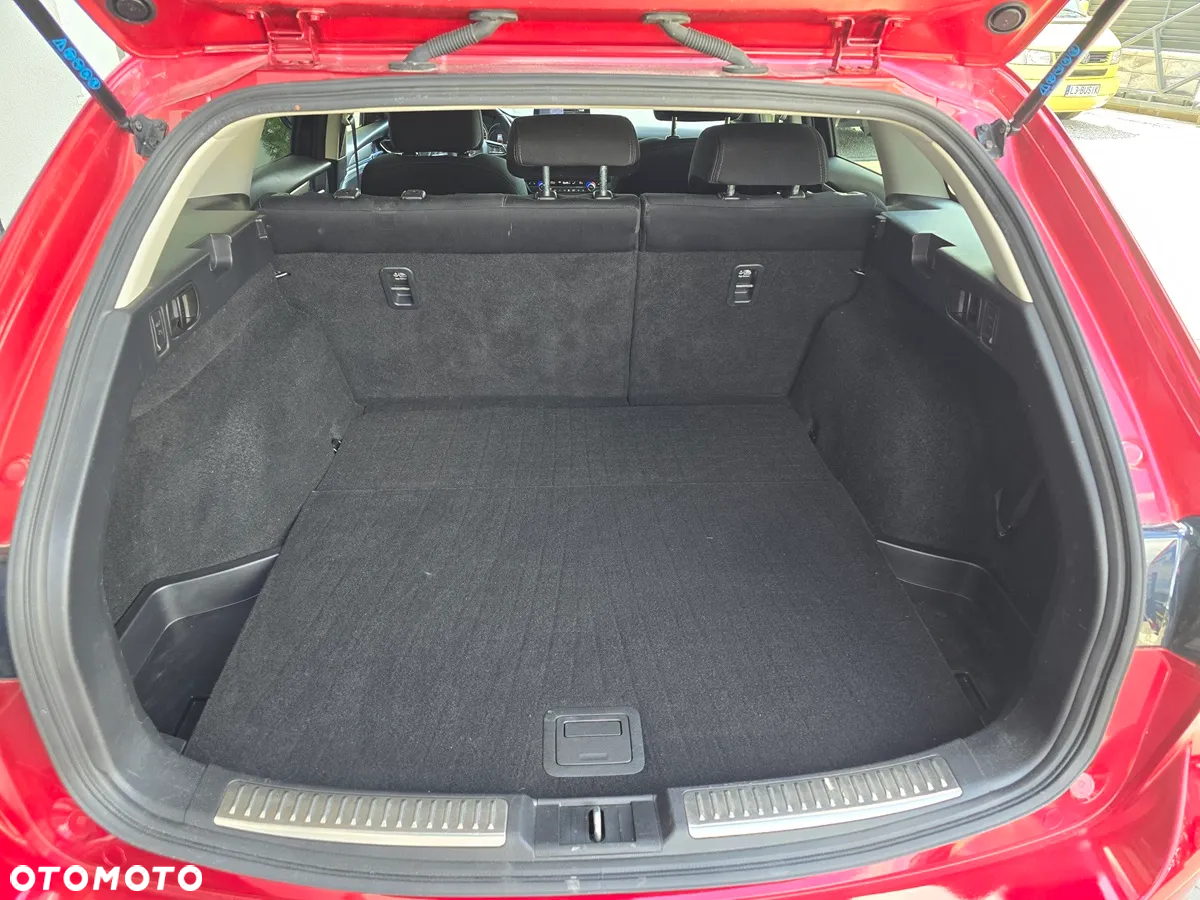 Mazda 6 2.0 Kombi SKYACTIV-G Business-Line - 16