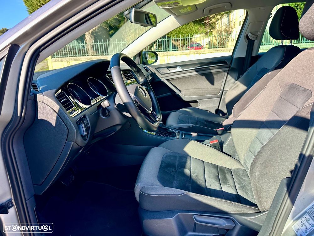 VW Golf 1.6 TDi Highline DSG - 19