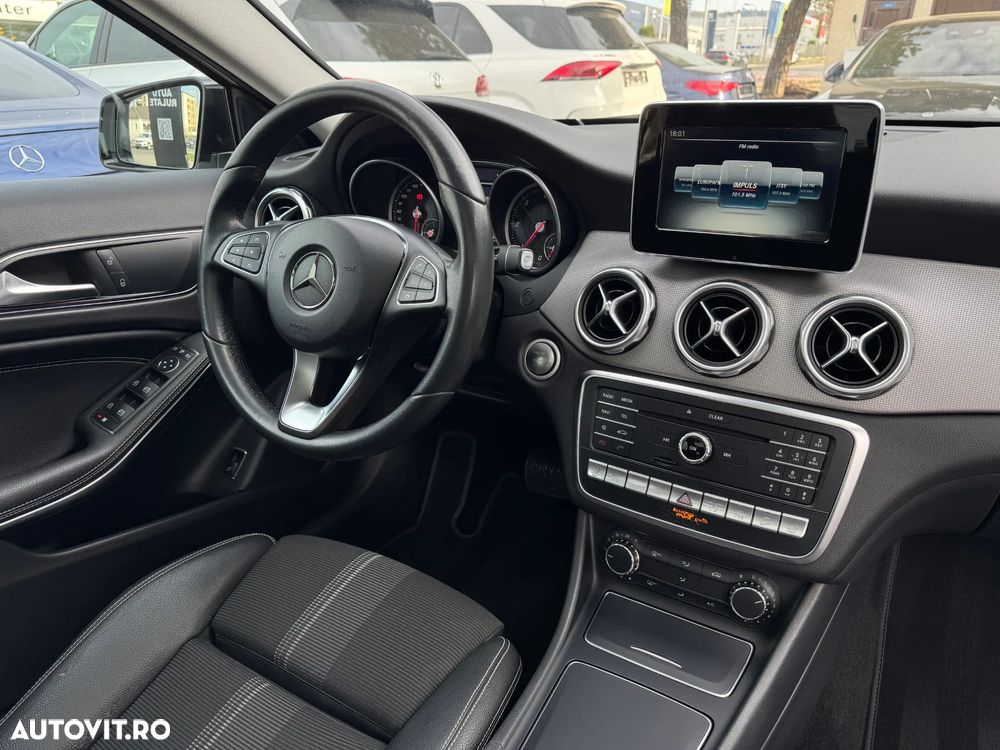 Mercedes-Benz GLA 200 d 4MATIC 7G-DCT Style - 10