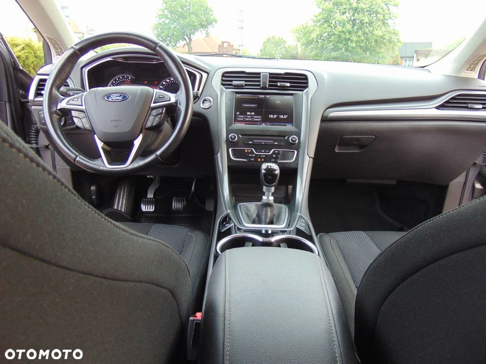Ford Mondeo 1.5 EcoBoost Titanium - 19