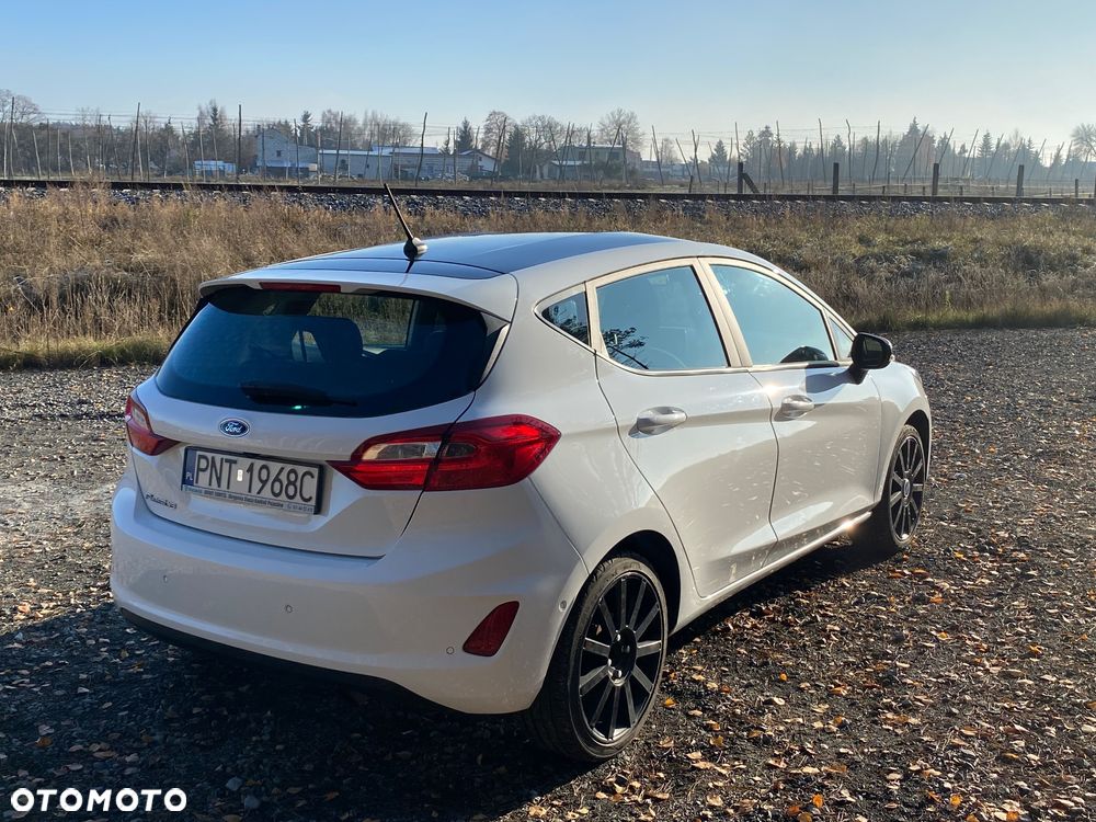 Ford Fiesta 1.1 S&S TREND - 3