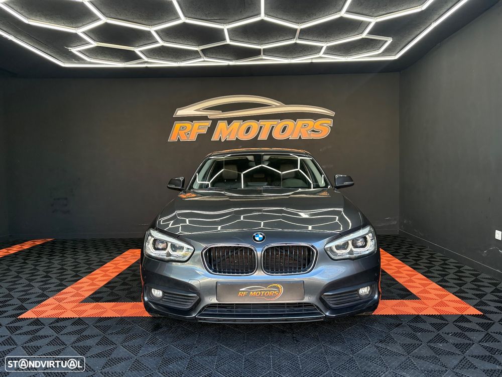 BMW 116 d Sport Line - 2