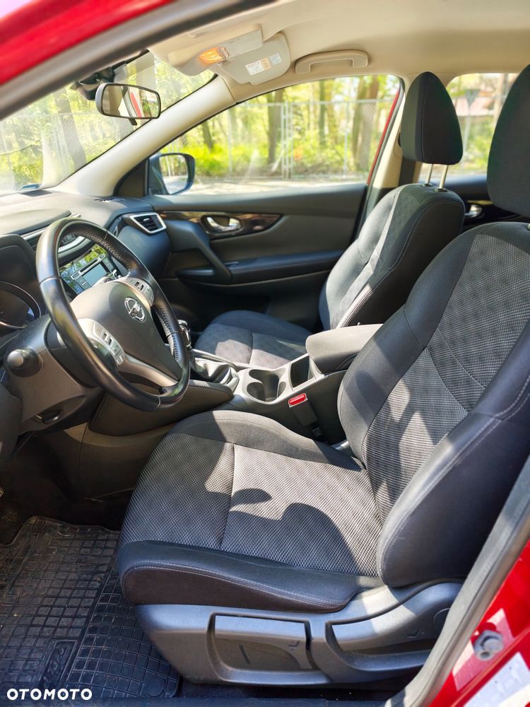 Nissan Qashqai 1.2 DIG-T Visia EU6 - 9