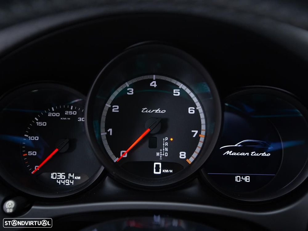 Porsche Macan Turbo - 29
