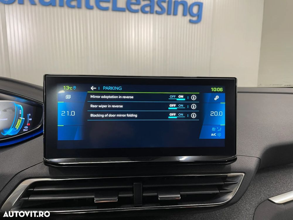 Peugeot 3008 Hybrid 225 e-EAT8 Allure Pack - 17
