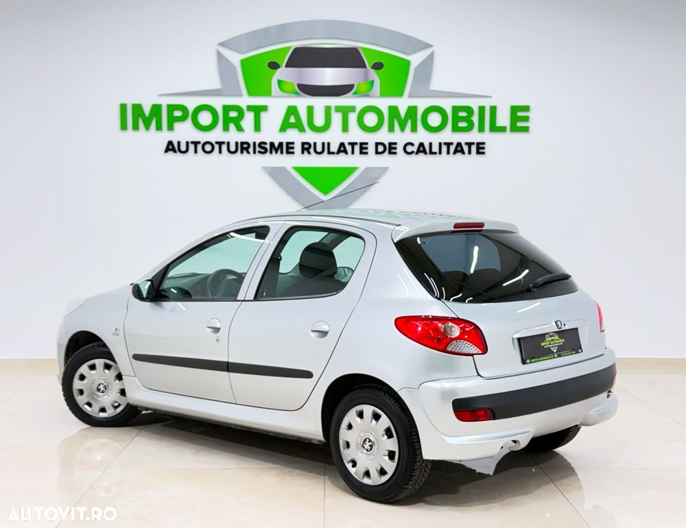 Peugeot 206+ 75 Urban Move - 13