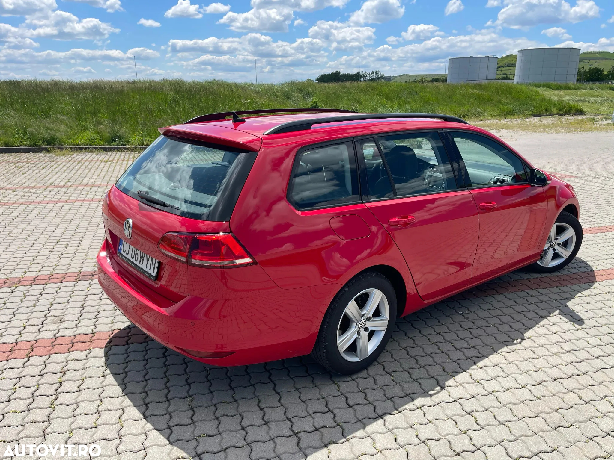 Volkswagen Golf 1.6 TDI BlueMotion Technology DSG Comfortline - 9