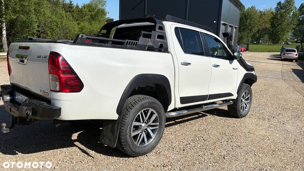 Toyota Hilux 4x4 Double Cab Autm S&S Executive - 6
