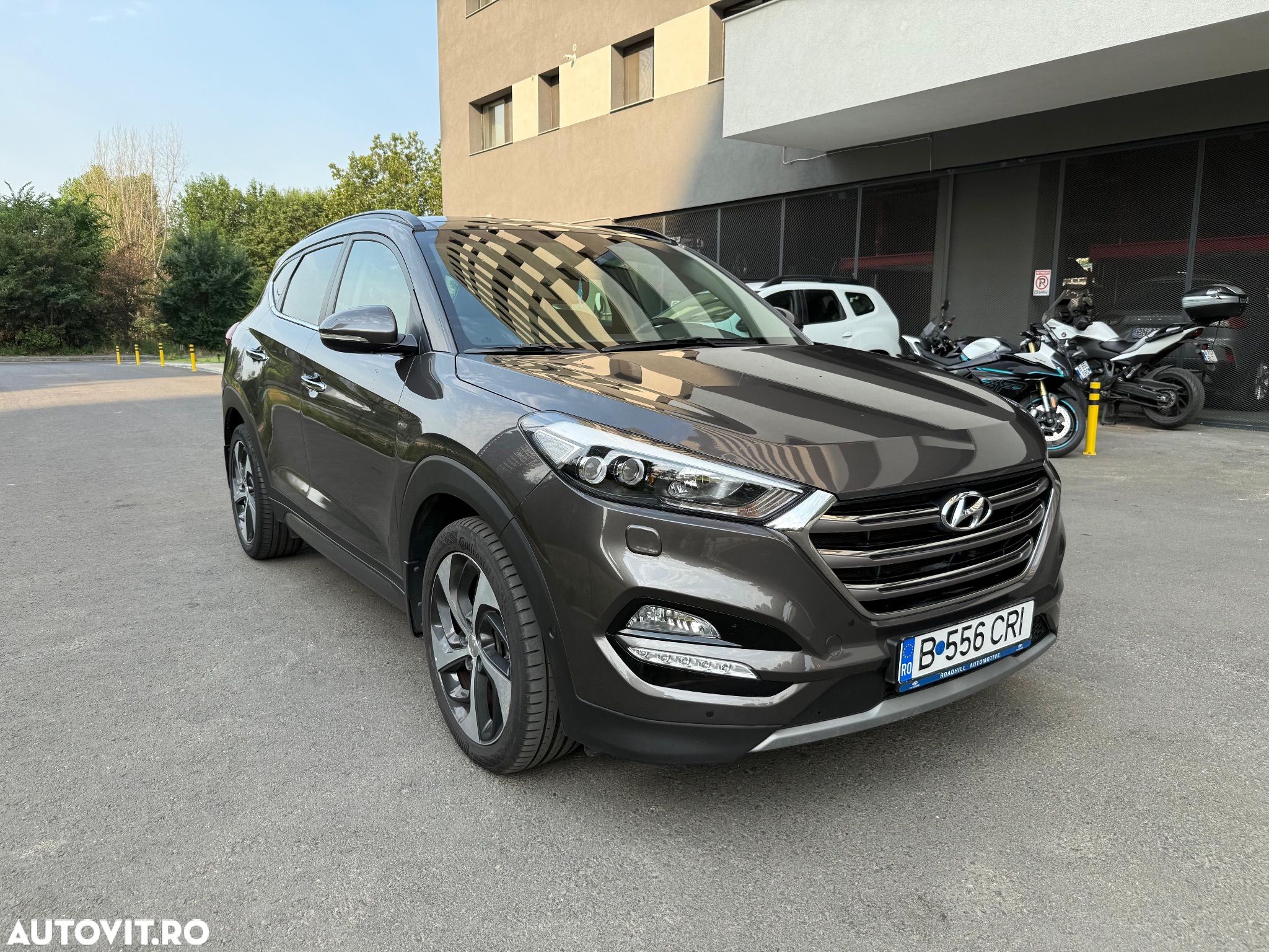Hyundai Tucson 2.0 CRDI 4WD 6AT Style - 1