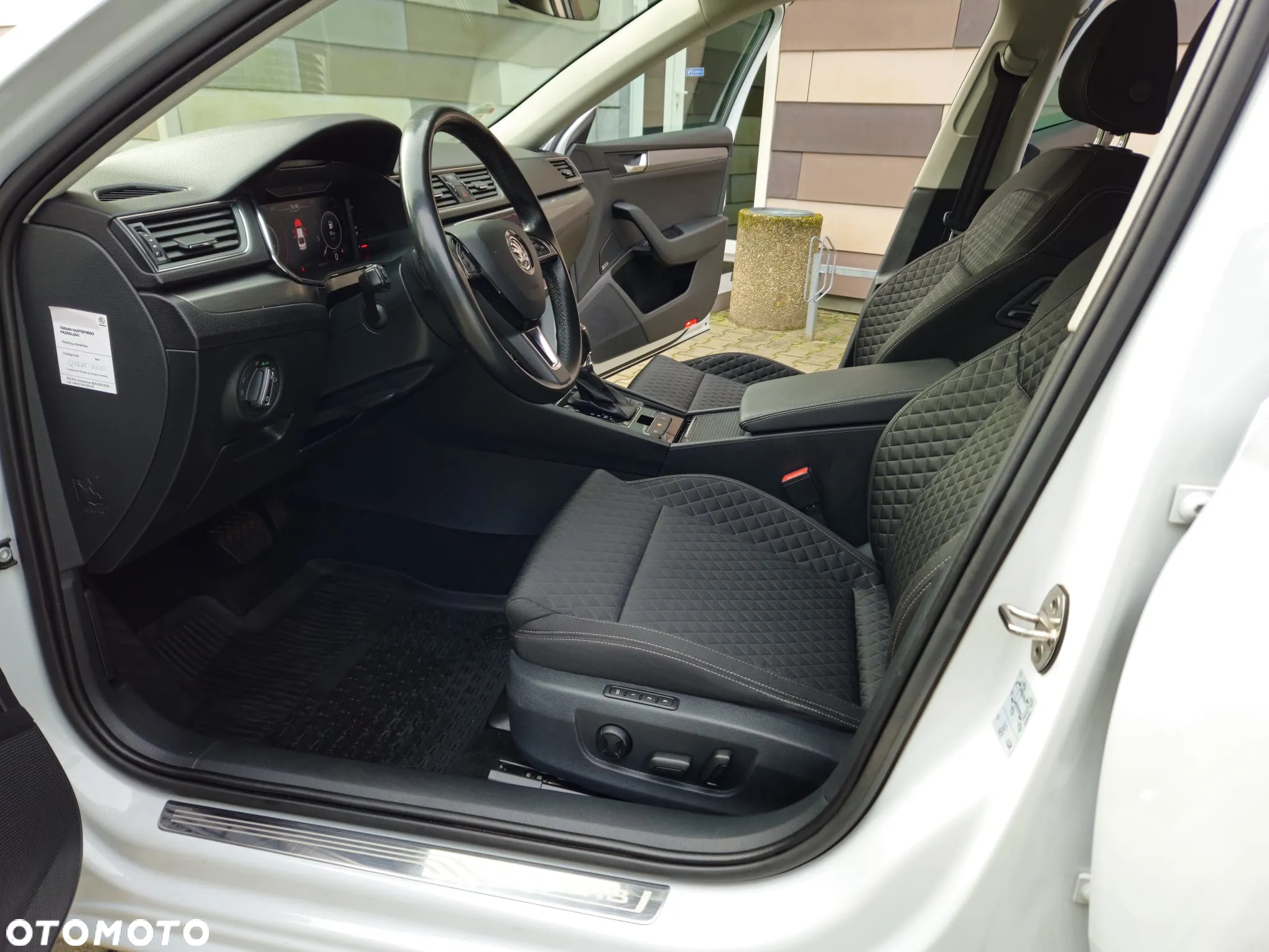 Skoda Superb 2.0 TDI 4x4 Style DSG - 16