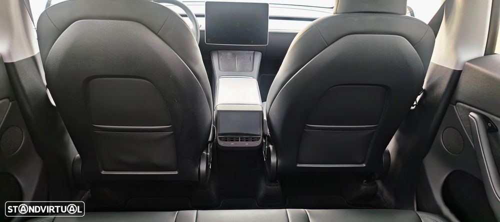 Tesla Model Y Performance Tração Integral - 21