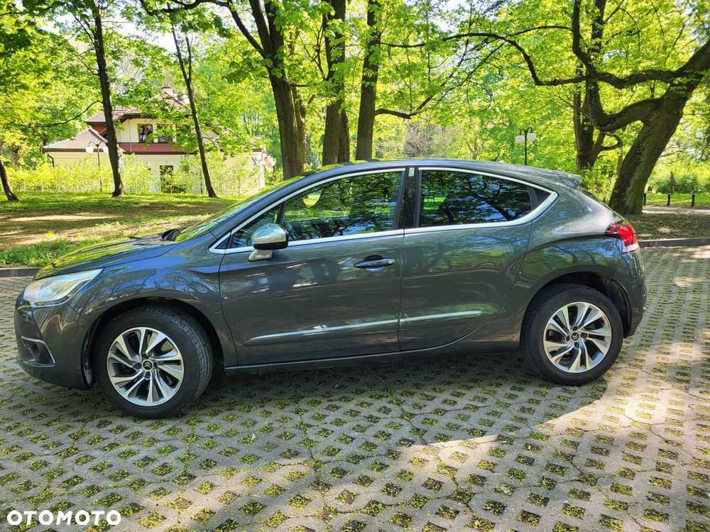 Citroën DS4 1.6 THP SportChic - 12