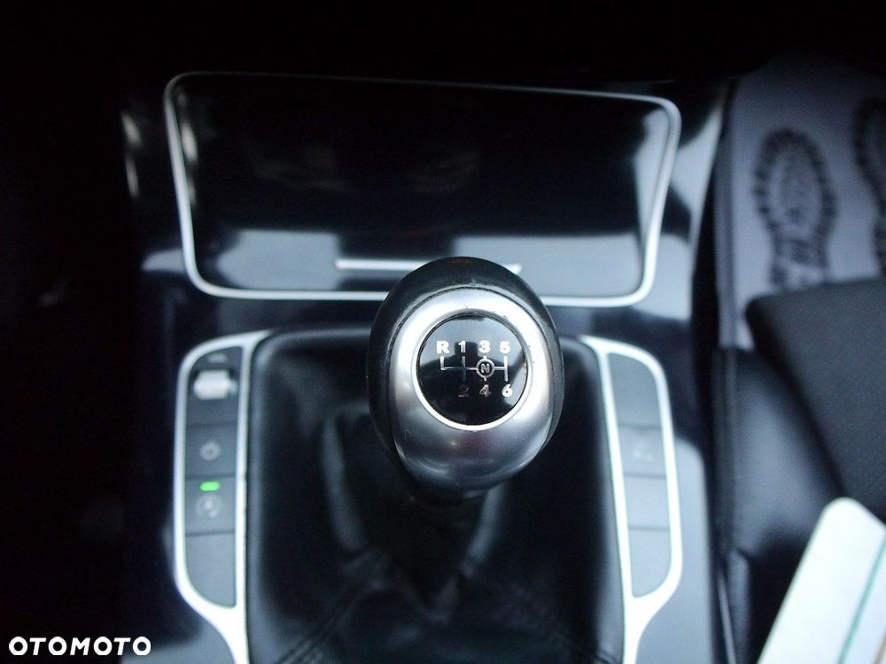 Mercedes-Benz Klasa C - 31