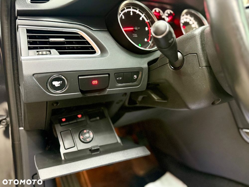 Peugeot 508 SW BlueHDi 150 Stop&Start Allure - 26