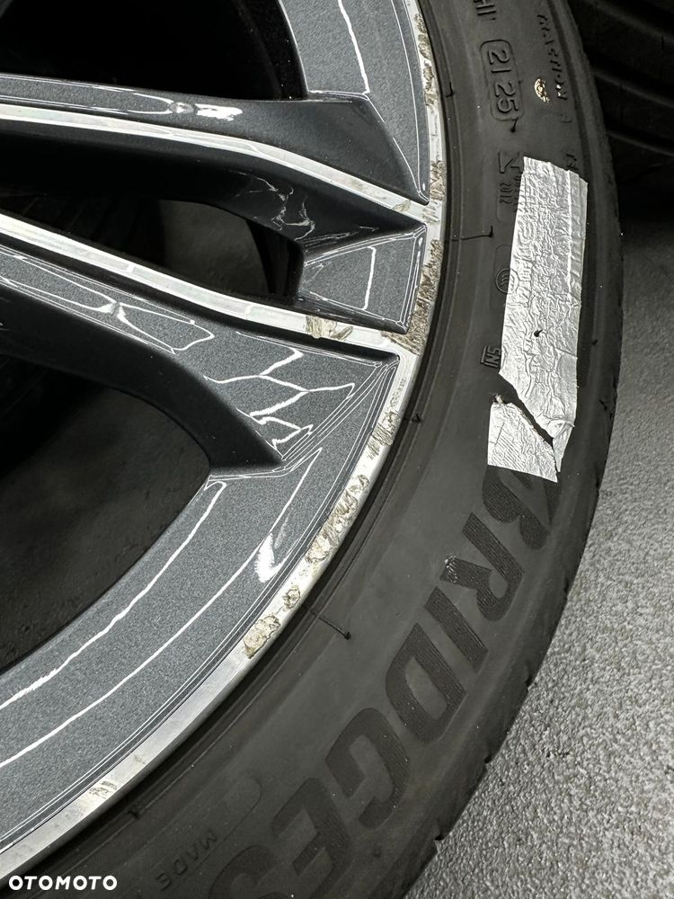 Koła Felgi Aluminiowe 7,5Jx17 ET54 BMW 1 F40 2 F44 Bridgestone 25r 19r 225/45 - 17
