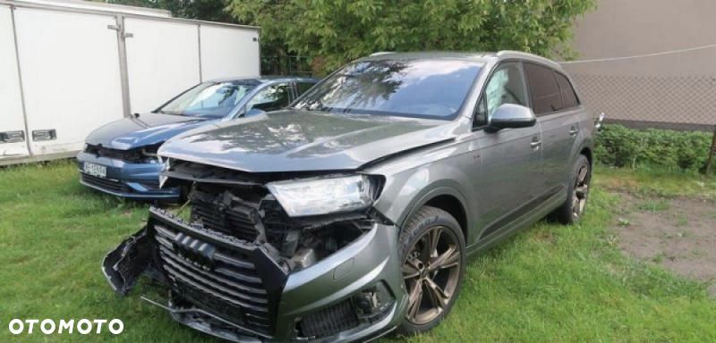 Audi Q7 - 2