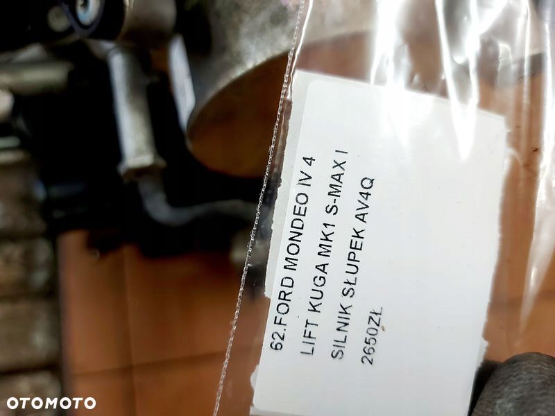 ford mondeo iv mk4 lift kuga mk1 2-smax i 2.0 tdci silnik słupek av4q - 11
