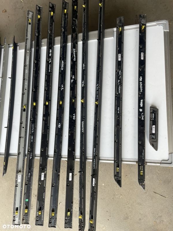 Volvo S90 V90 listwa drzwi CC przód lub tył 2016- - 5