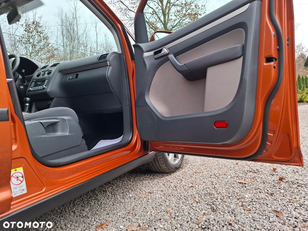 Volkswagen Touran 1.4 TSI Cross - 11