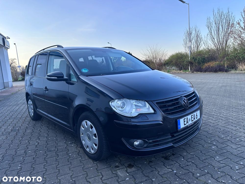 Volkswagen Touran 1.9 TDI DPF BlueMot Highline - 13
