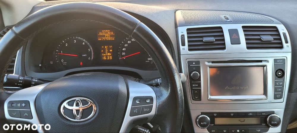Toyota Avensis 2.2 D-4D Sol Plus NAVI - 3