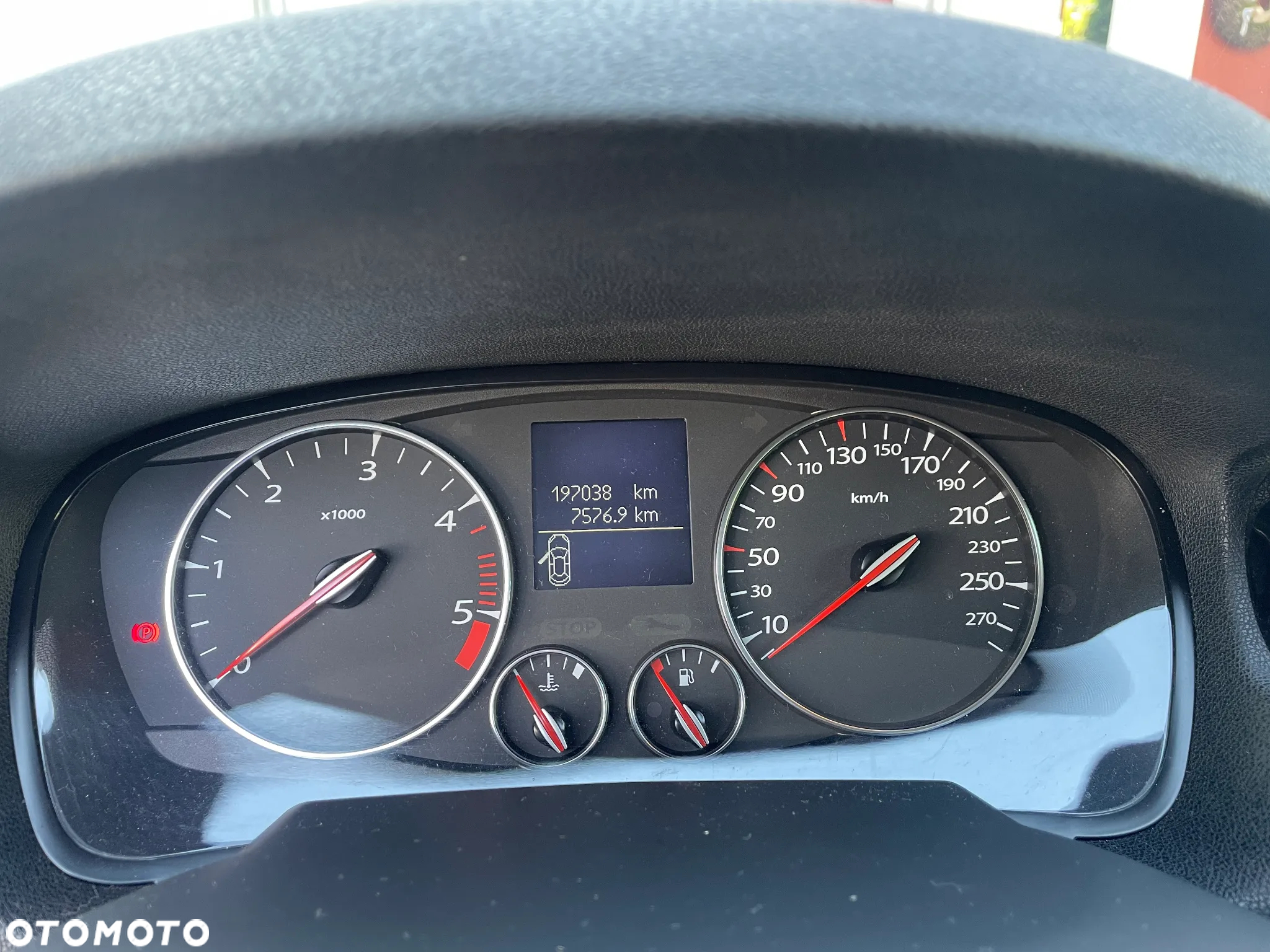 Renault Laguna dCi 110 FAP Bose Edition - 3