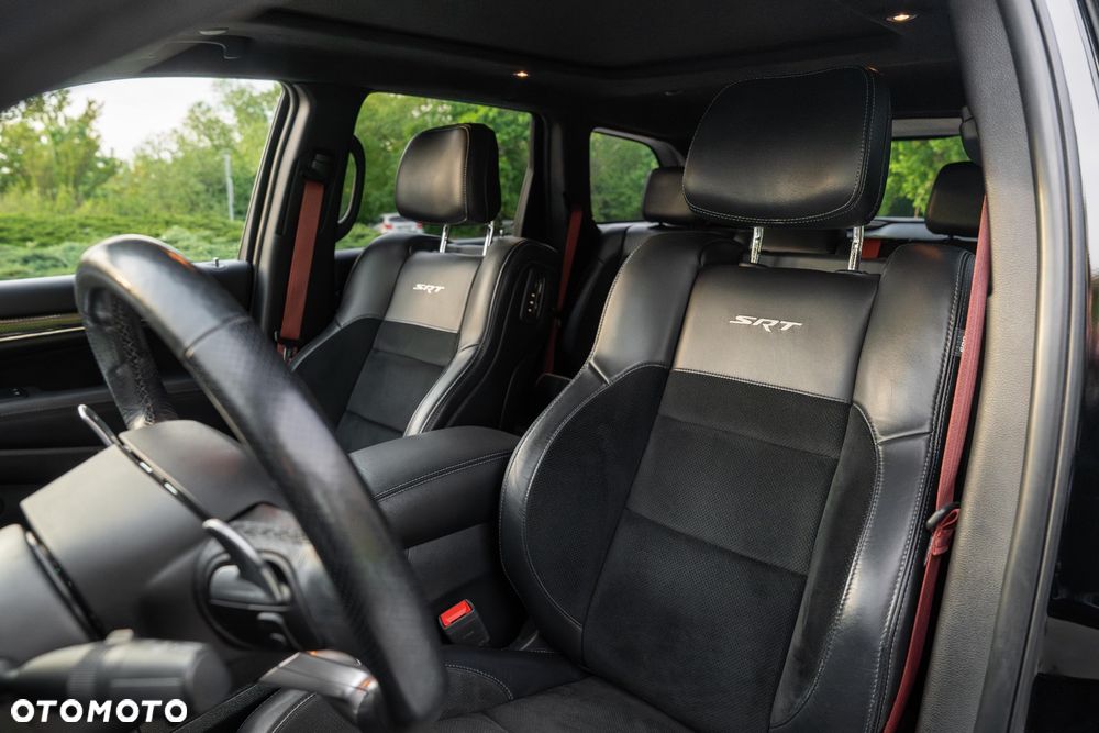 Jeep Grand Cherokee - 10