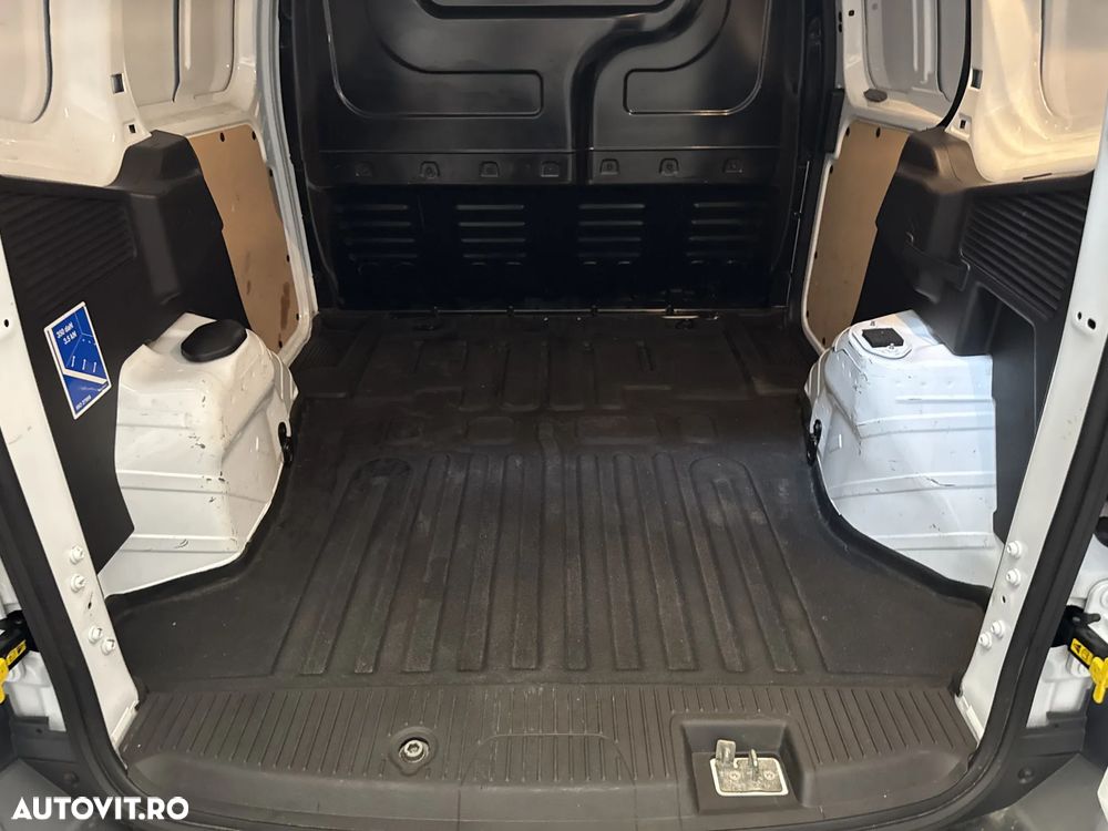 Ford Transit - 19