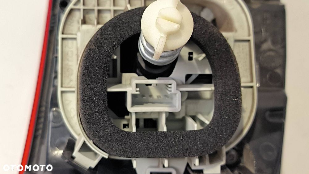 LAMPA PRAWA TYŁ SKODA KAROQ LIFT 57A945208 - 7