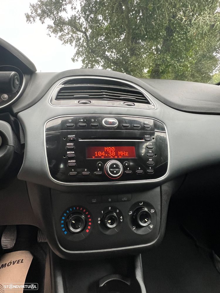 Fiat Punto 1.2 Lounge S&S - 10
