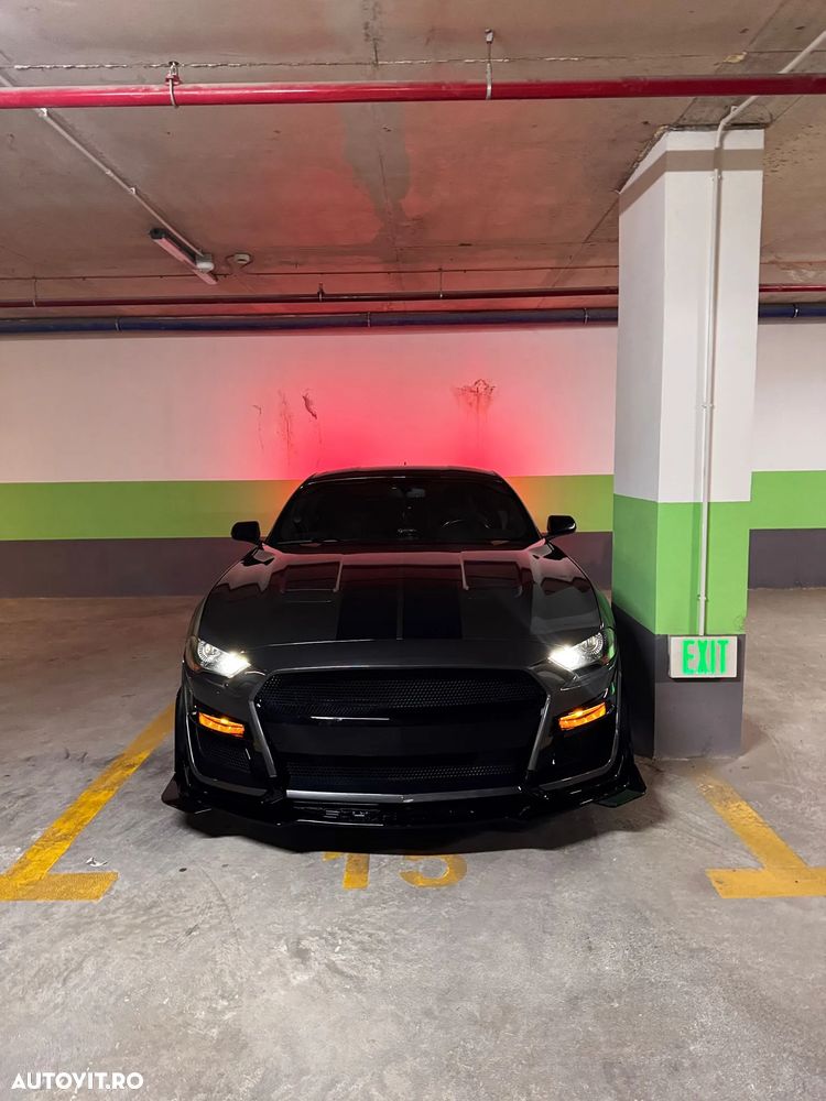 Ford Mustang - 10