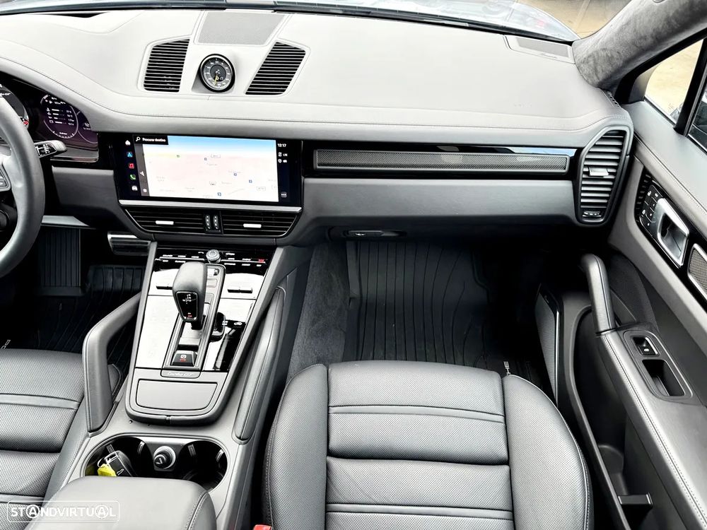 Porsche Cayenne Coupé Turbo - 11