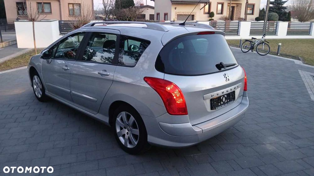 Peugeot 308 1.6 Premium - 4