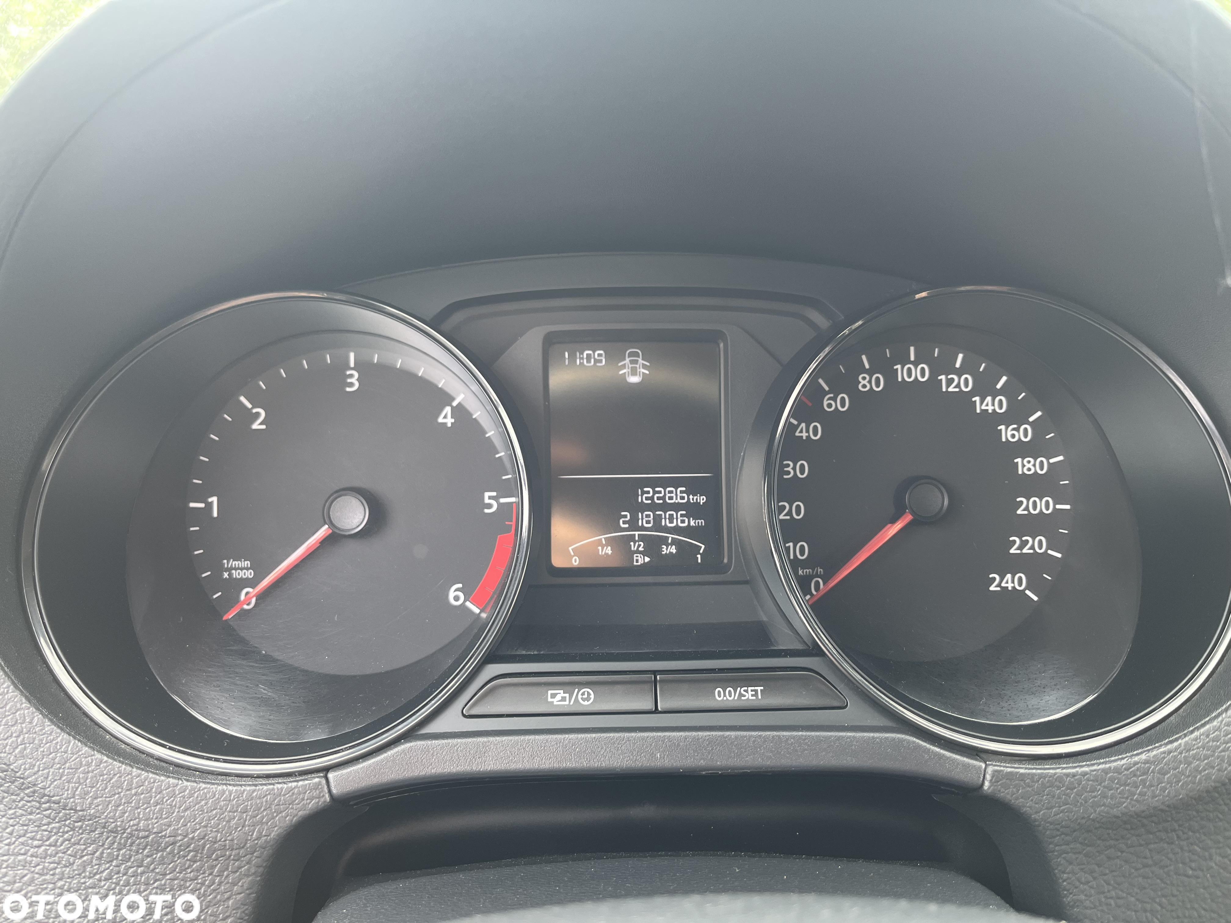 Volkswagen Polo - 24