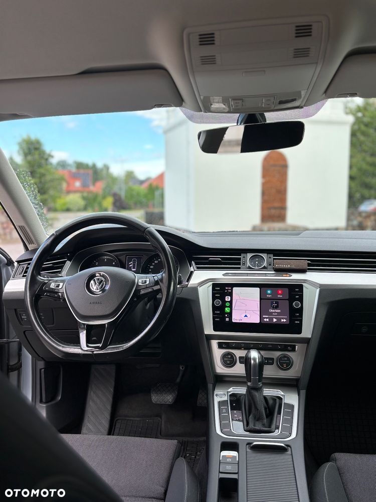 Volkswagen Passat Variant 2.0 TDI SCR DSG - 7