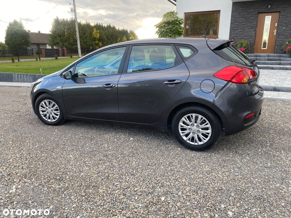 Kia Ceed 2015 photo 4