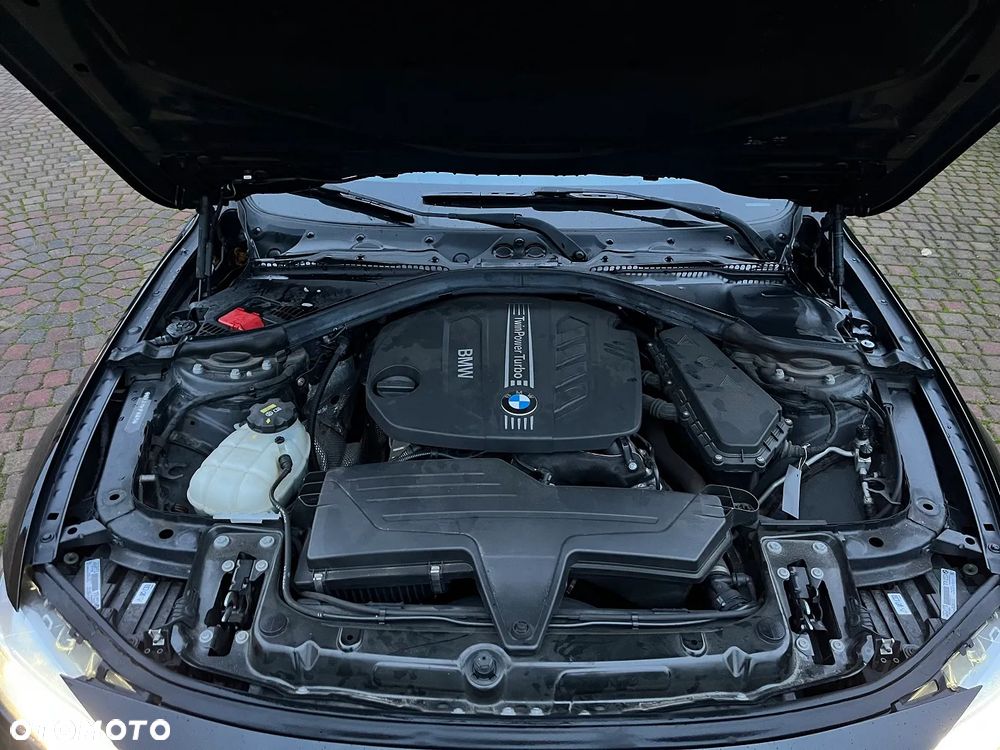 BMW Seria 3 320d Efficient Dynamic Edition Blue Performance Luxury Line - 19