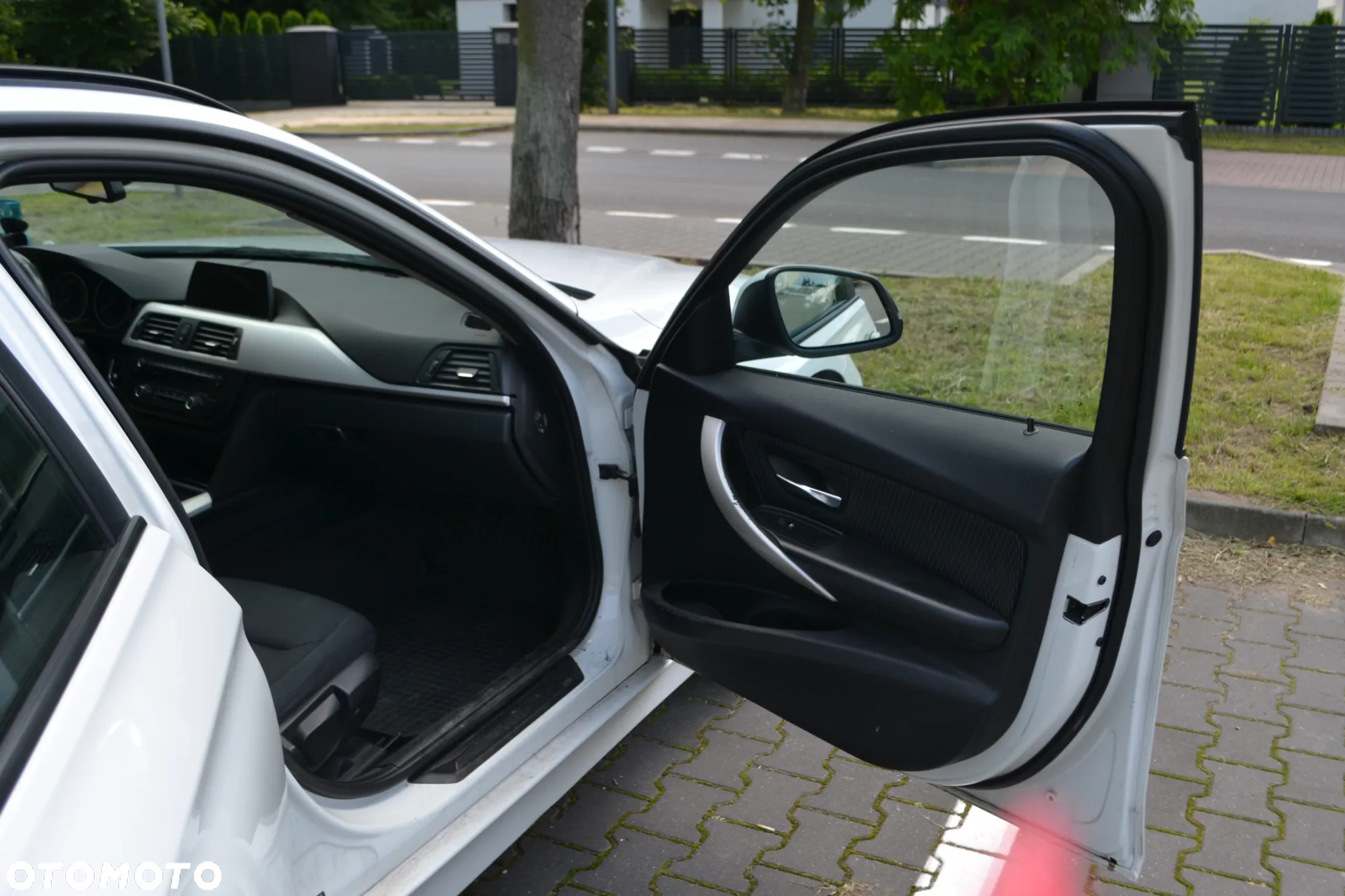 BMW Seria 3 - 21