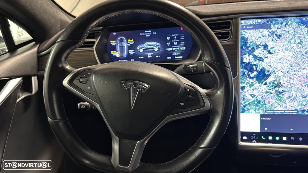 Tesla Model S Standard - 8