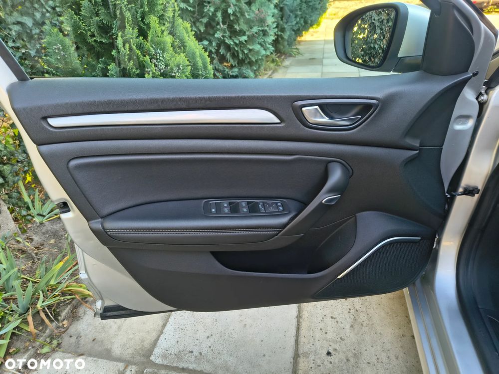 Renault Megane 1.5 Blue dCi Intens - 31
