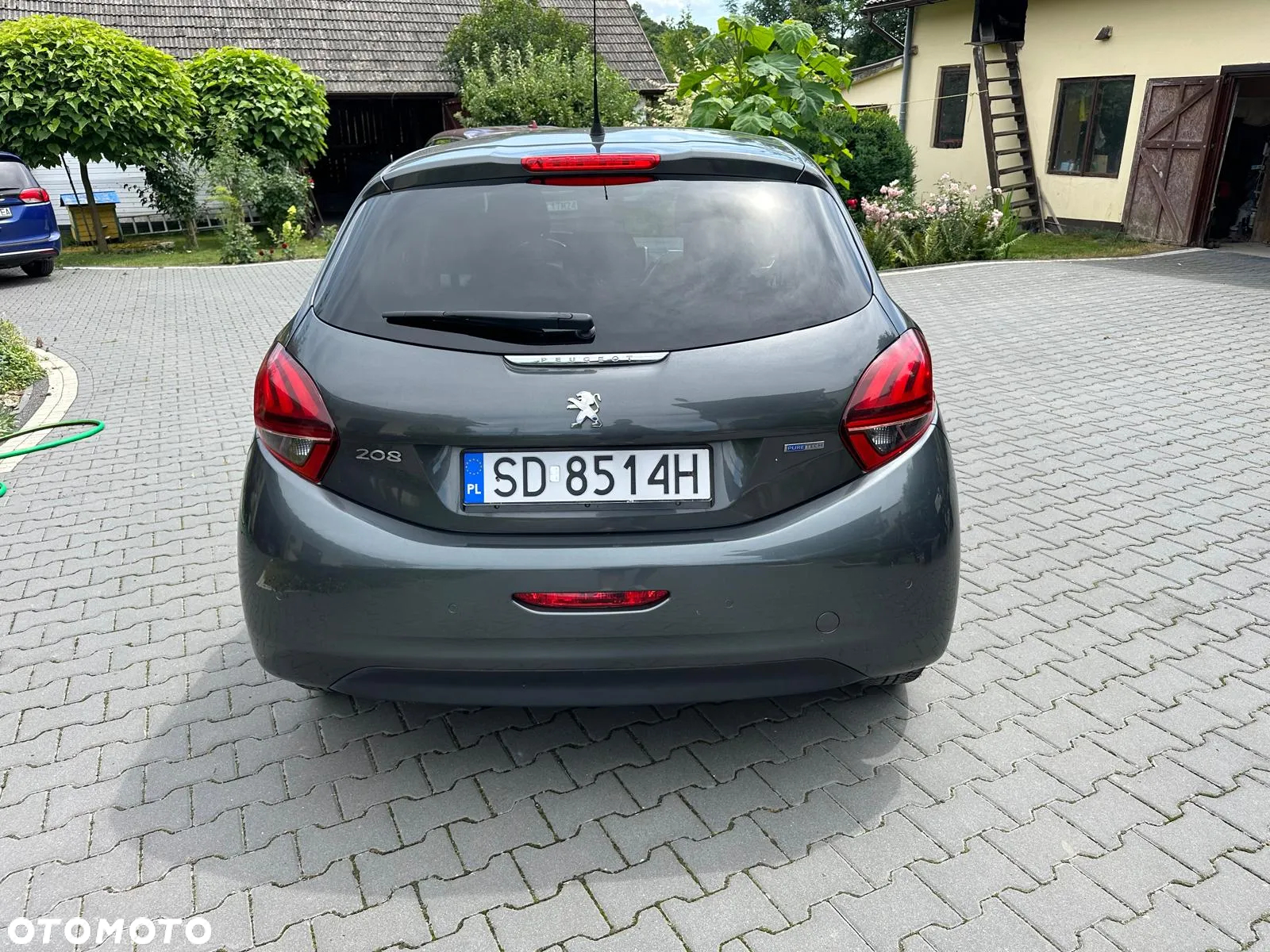 Peugeot 208 1.2 PureTech GPF Signature S&S - 12