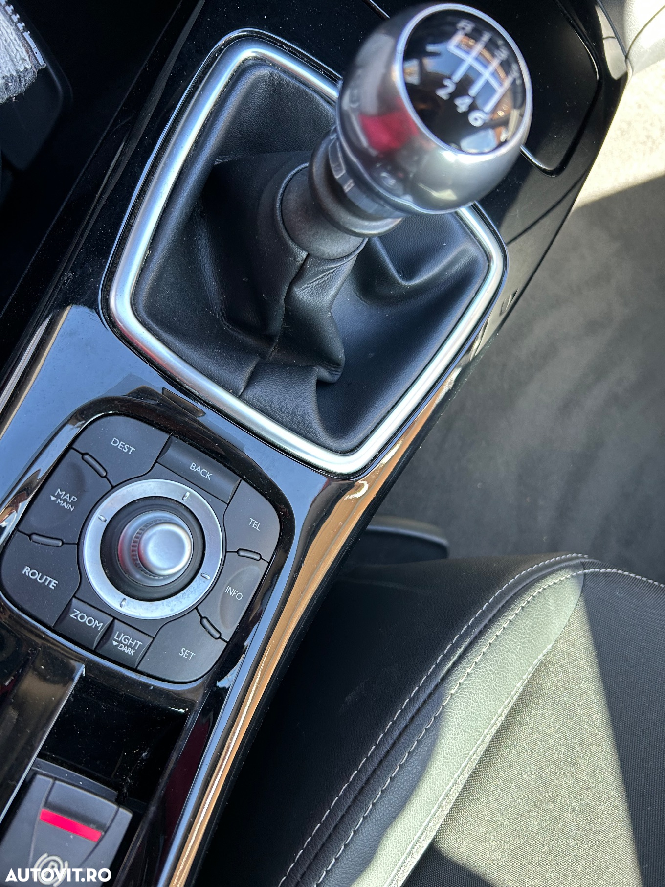 Renault Laguna dCi 150 FAP Start-Stop Bose Edition - 23