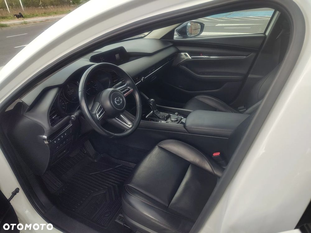 Mazda 3 - 16