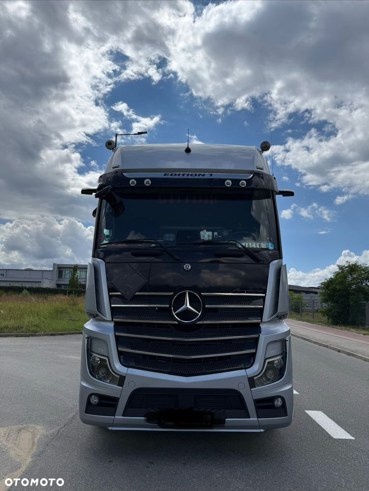 Mercedes-Benz Actros 1853 - 1